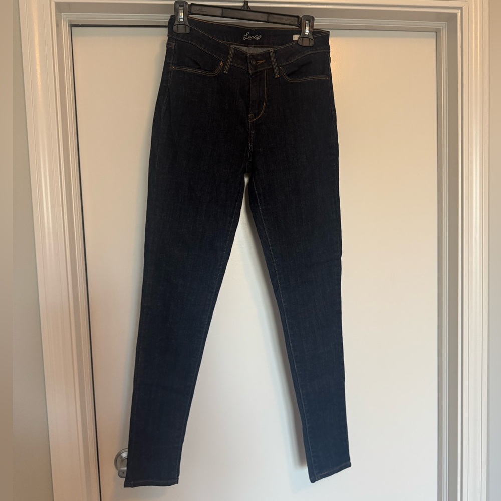 Levi’s dark wash jeans
